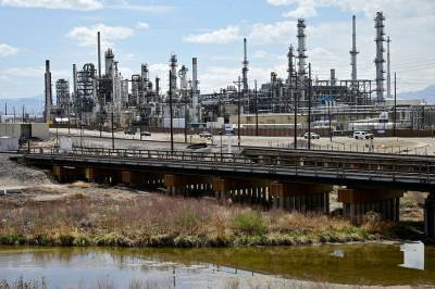 Gas-Price Chatter Obscures the Real Issue