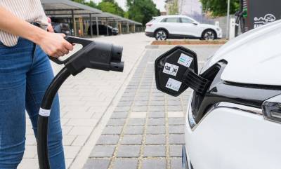 The Road to a Lithium-Ion-Powered Future Is Full of Twists