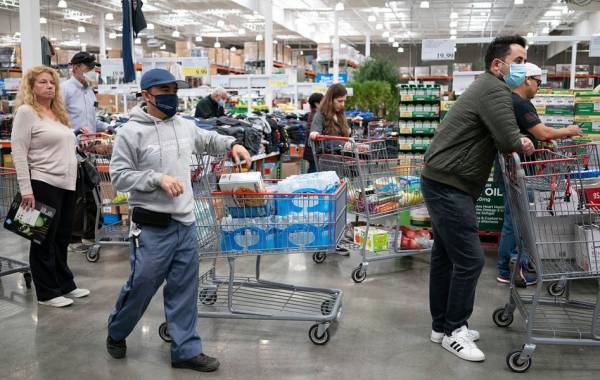Featured image for post: The Morning Dispatch: Shrinking GDP Sparks Recession Fears