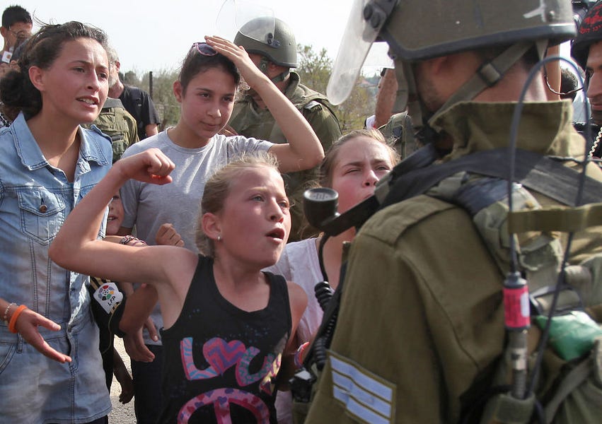 Fact Check: Did a Ukrainian Girl Confront a Russian Soldier?