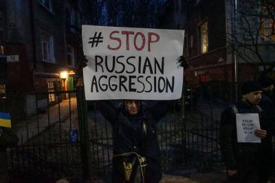 Increasing the Price of Putin's Invasion