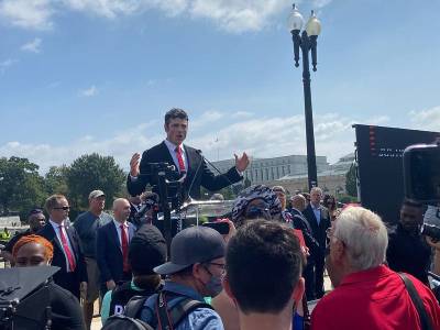 The Sweep: In 2022, the GOP Question Is Trump vs. McCarthy