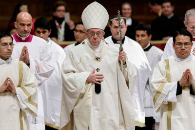 Why Traditionalist  Catholics Are Upset About Pope Francis’ Decree on the Latin Mass