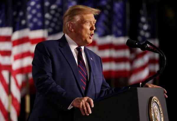 Did Trump Offer to Let National Guard Troops Stay at His Hotel?