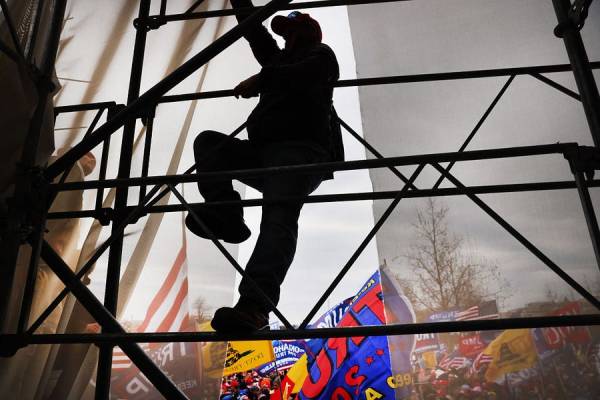 Did a Facial Recognition Software Company Identify Antifa Members at the Capitol?