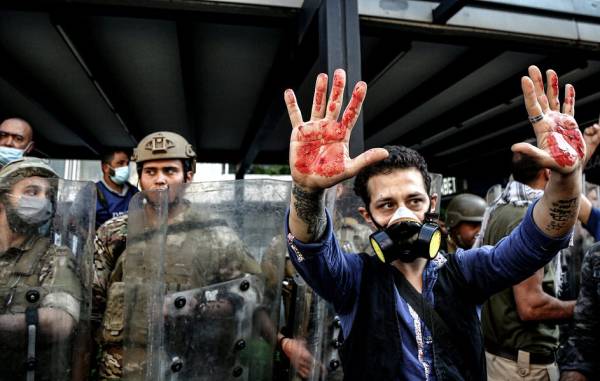 Lebanon on the Brink
