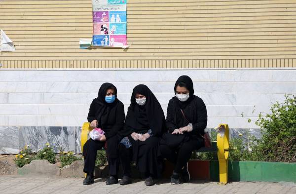 Iran Is Getting Away With Blaming the U.S. for Its Own Coronavirus Mismanagement