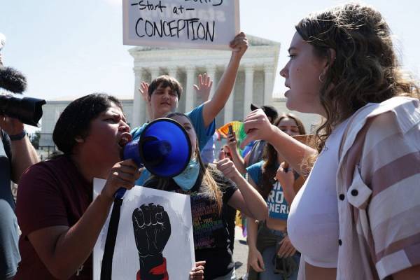 The Morning Dispatch: The Post-Roe Era Begins