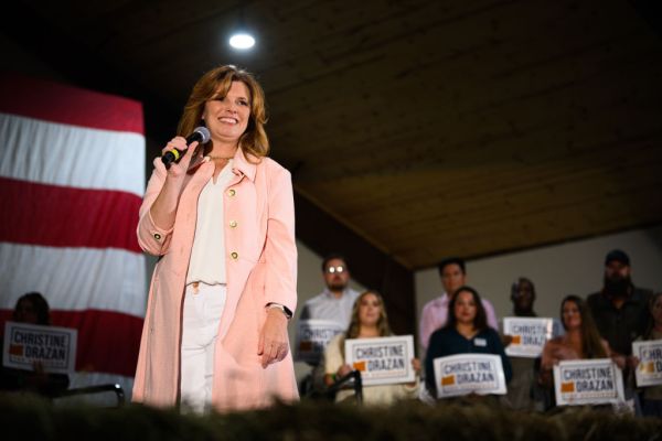 Virginia Governor Youngkin Joins Republican Candidate For Governor Christine Drazan On The Campaign Trail