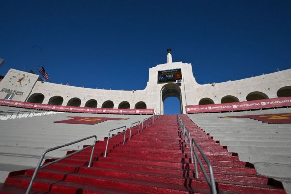 Fresno State v USC