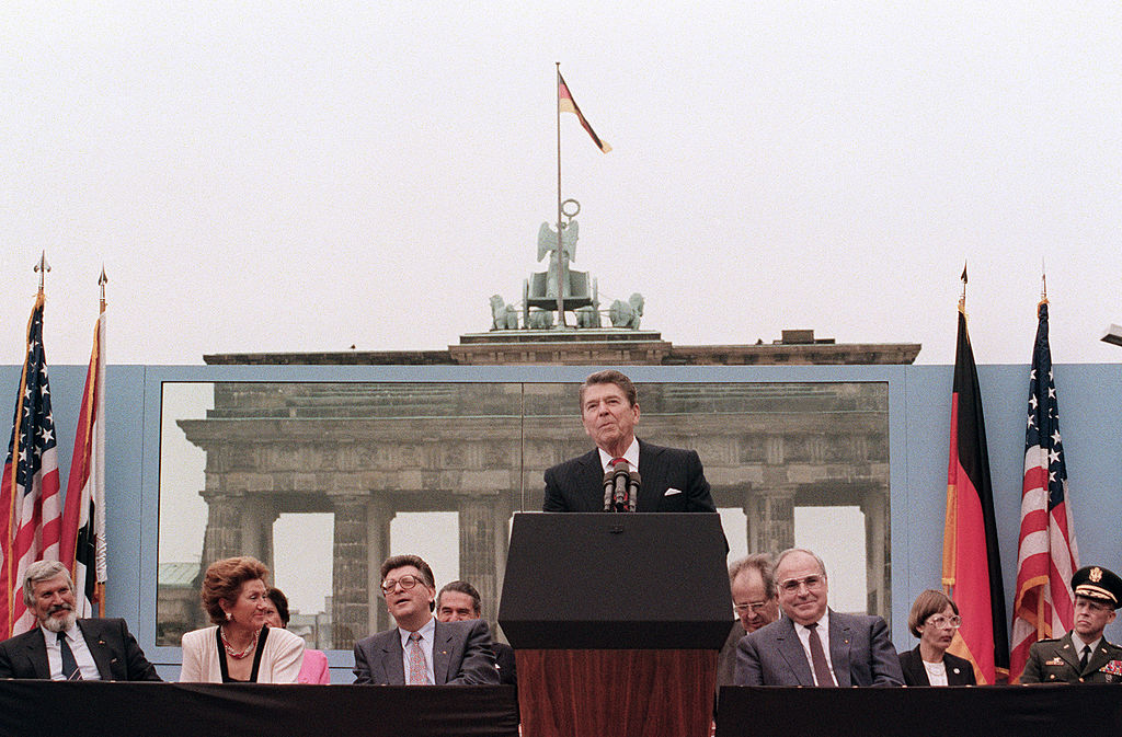 US President Ronald Reagan, commemoratin