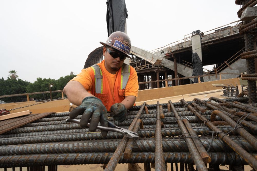 Construction Of The Los Angeles 6th Street Bridge
