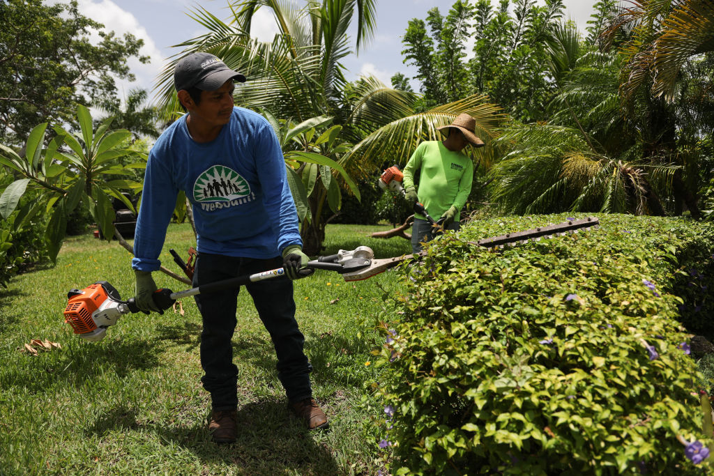 EXTREME SUMMER HEATWORKERS