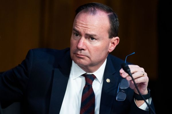 Featured image for post: The Danger of Mike Lee’s Ukraine Skepticism