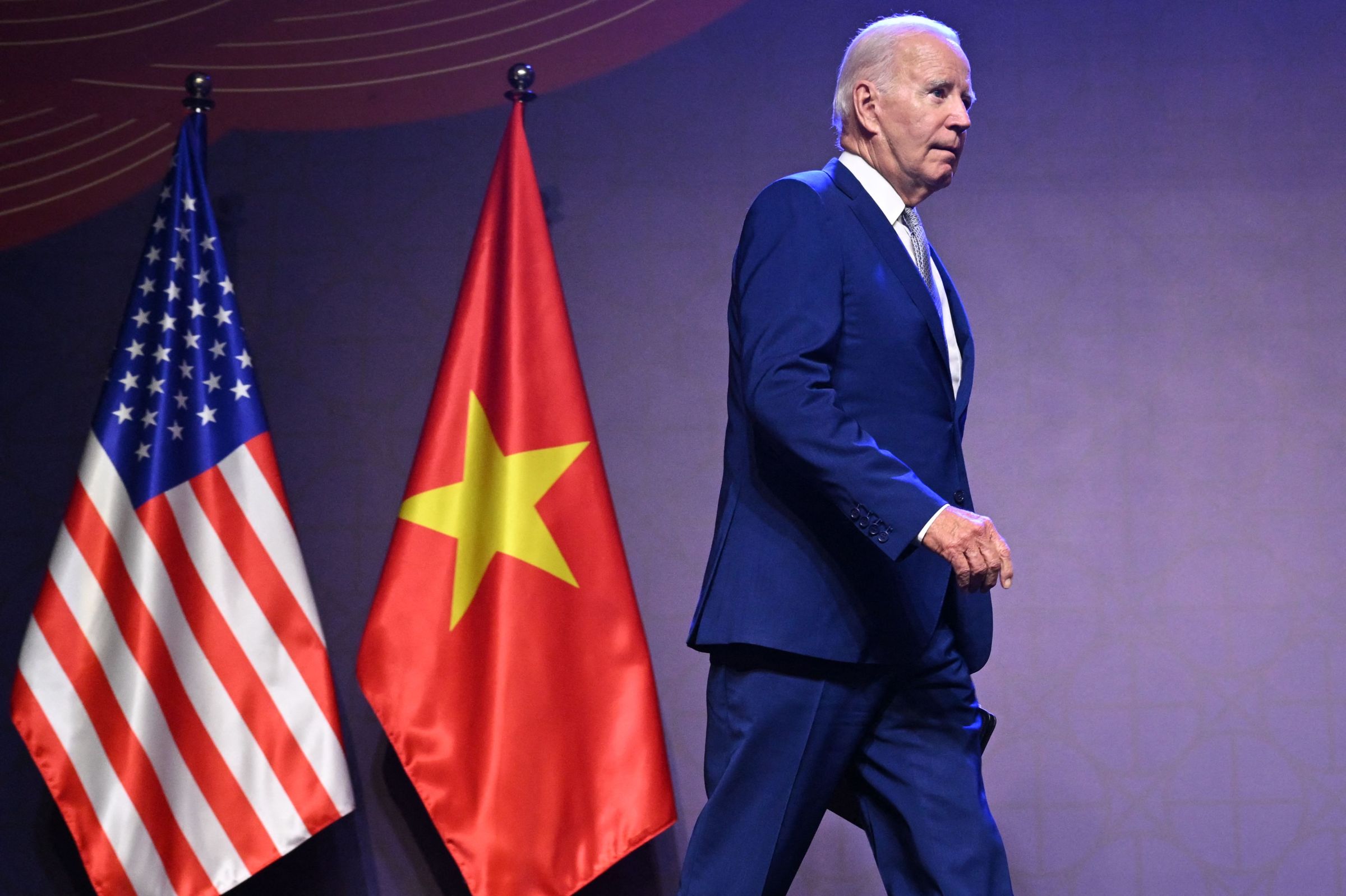 TOPSHOT-VIETNAM-US-POLITICS-DIPLOMACY