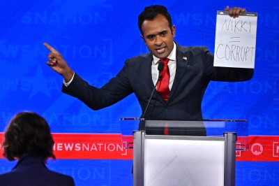 TOPSHOT-US-POLITICS-VOTE-REPUBLICANS-DEBATE