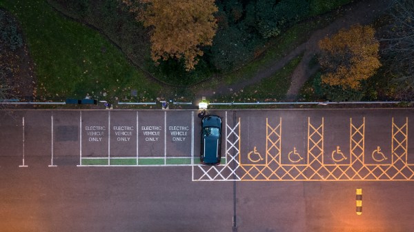 Featured image for post: Fueling the Electric Vehicle Transition