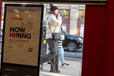 U.S. Job Gains Beat Expectations As Unemployment Holds Steady