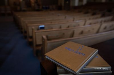 Jewish Faithful Prepare For High Holidays