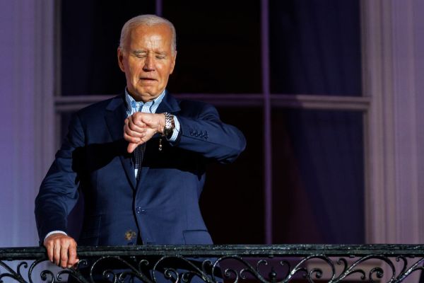 Featured image for post: Pressure Grows for Biden To Step Aside