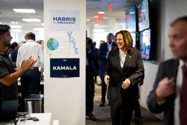 Featured image for post: Kamala Harris’ Veepstakes Heat Up