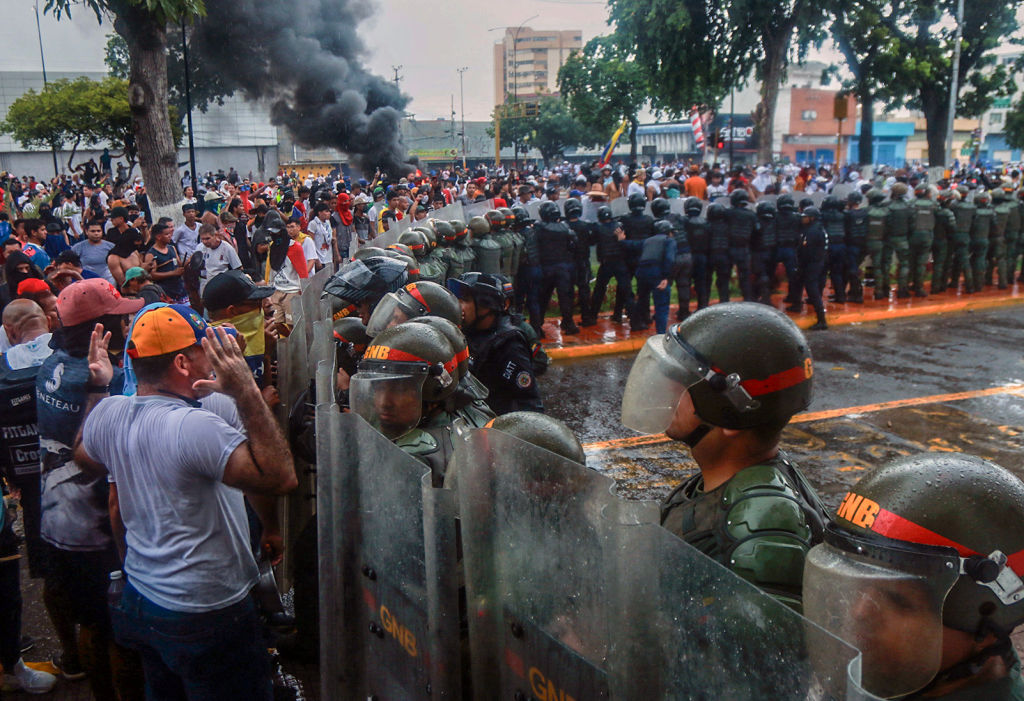 TOPSHOT-VENEZUELA-ELECTION-VOTE-AFTERMATH-PROTEST