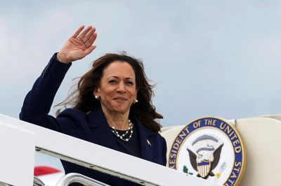 TOPSHOT-US-VOTE-POLITICS-HARRIS