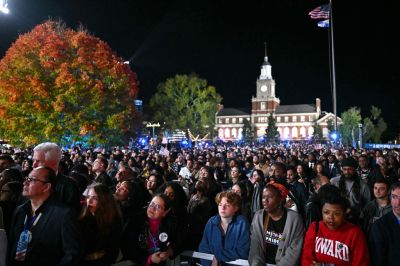 US-VOTE-POLITICS-HARRIS