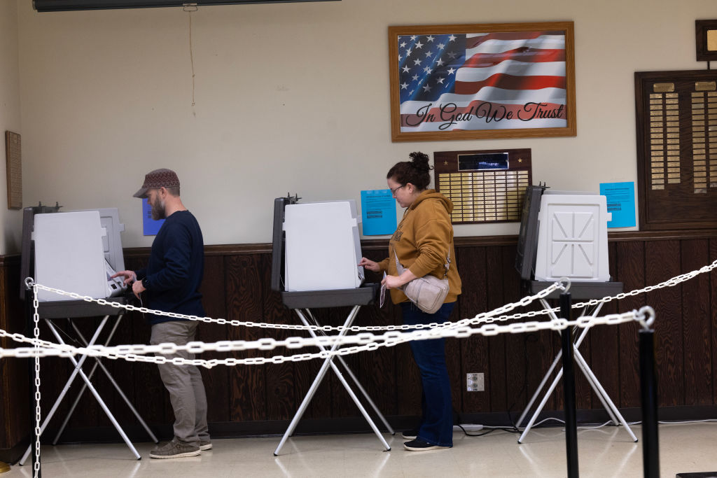 Residents vote during in-person absentee voting on November 1, 2024, in the village of Freedom, Wisconsin. (Photo by Scott Olson/Getty Images)