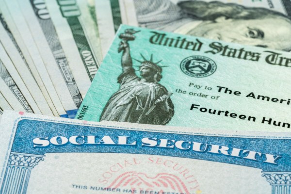 Featured image for post: Assessing Claims About Social Security Contributions for High Earners