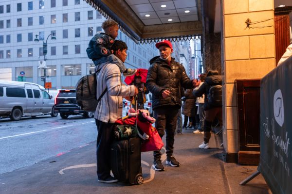 Featured image for post: Trump Administration Halts Funds to NYC for Migrant Services