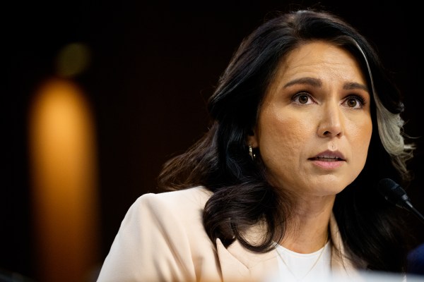 Featured image for post: Tulsi Gabbard’s ‘Weird’ Week