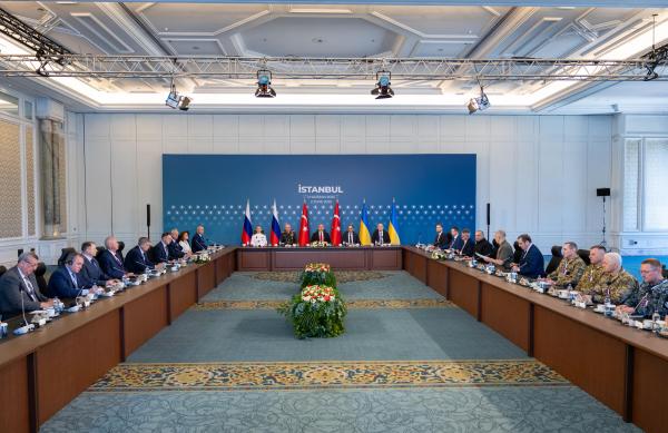 Featured image for post: Ukraine-Russia Negotiations Stall
