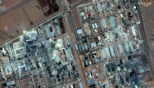 Widespread Building Damage at Isfahan Nuclear Facility After Airstrikes