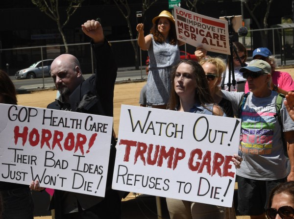 US-POLICTICS-HEALTHCARE