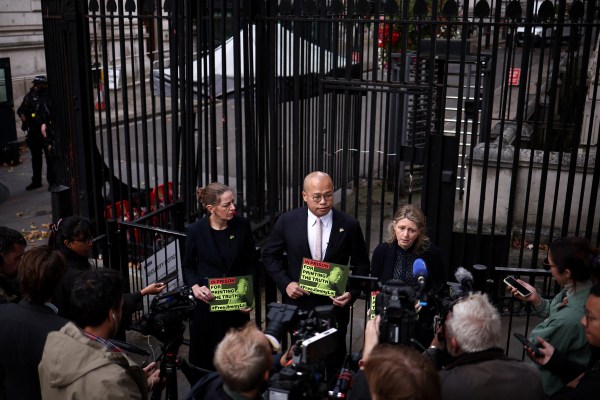 BRITAIN-CHINA-POLITICS-LAW