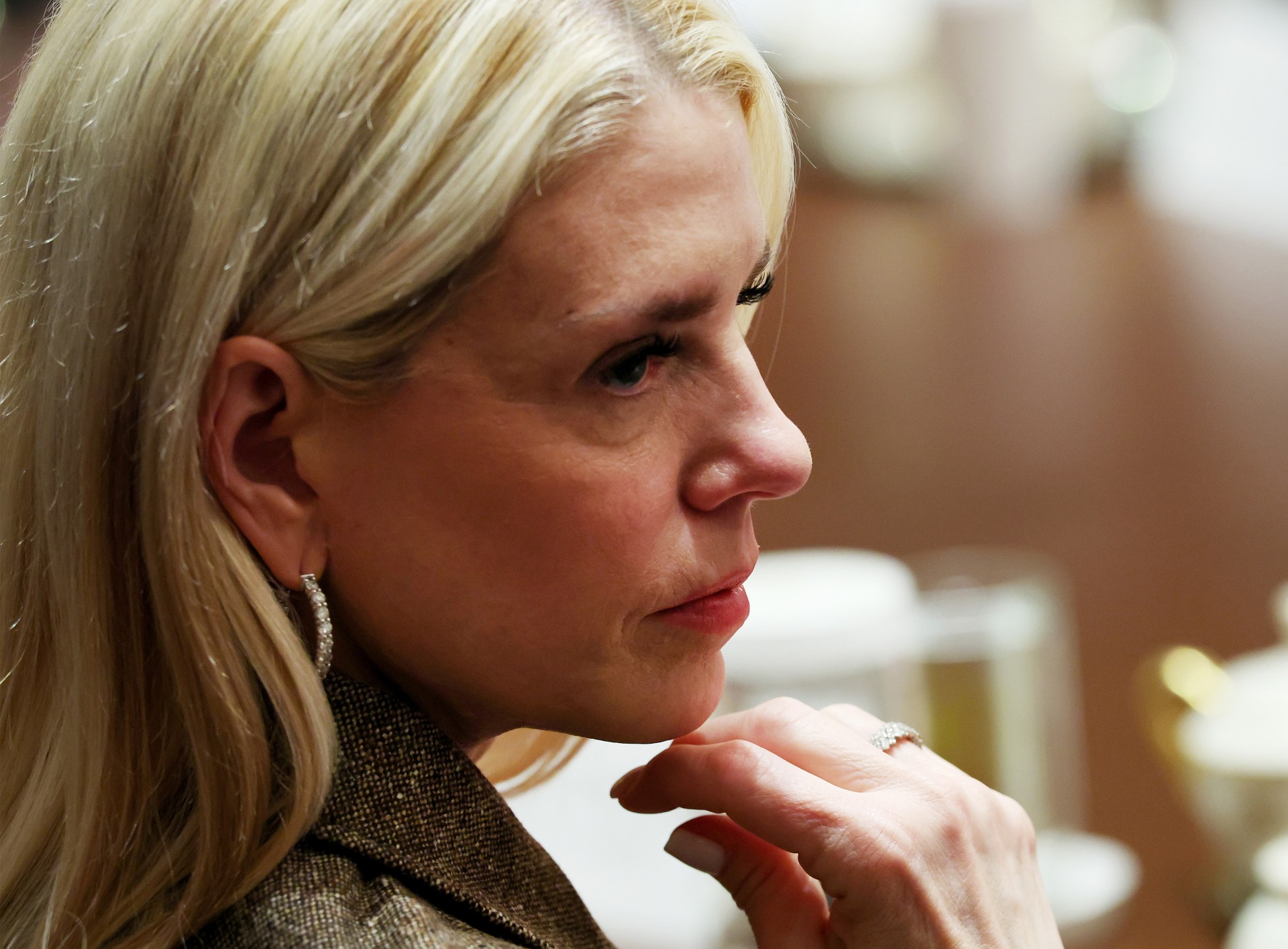 A woman with blonde hair