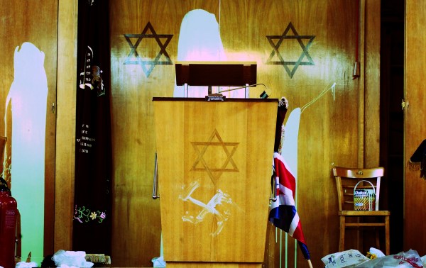 A podium with a flag and a flag on it