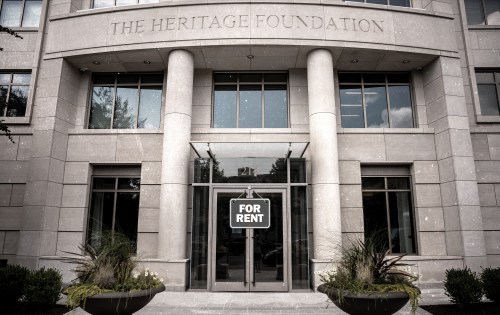 A building with a sign on the door